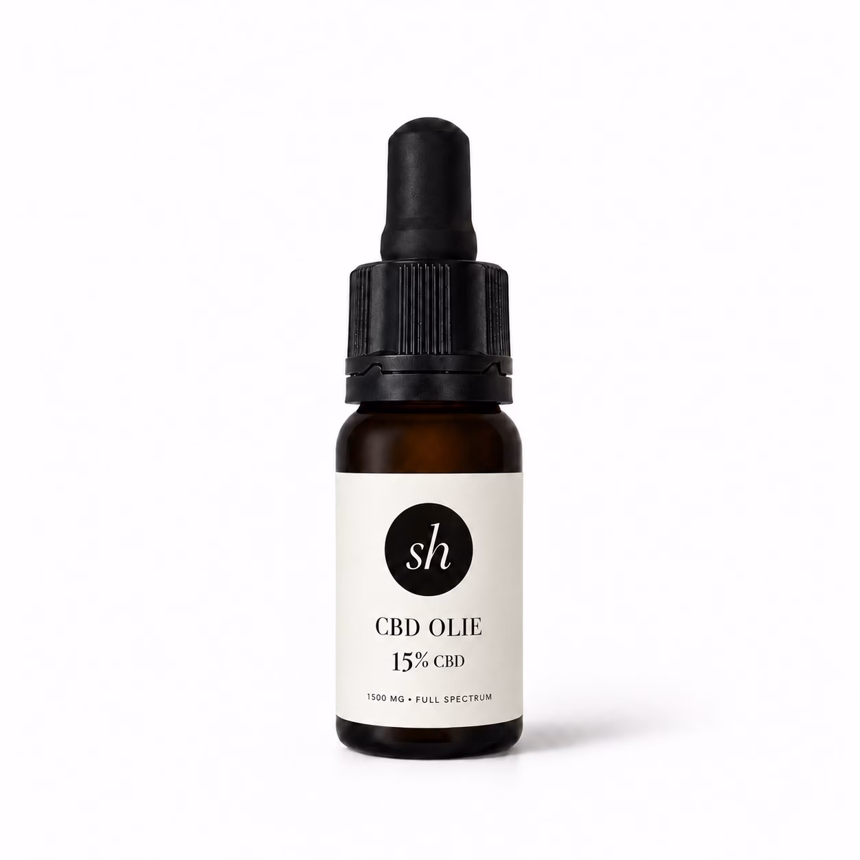 Bruin glazen pipetflesje met gebalanceerde 15% CBD olie op een schone achtergrond